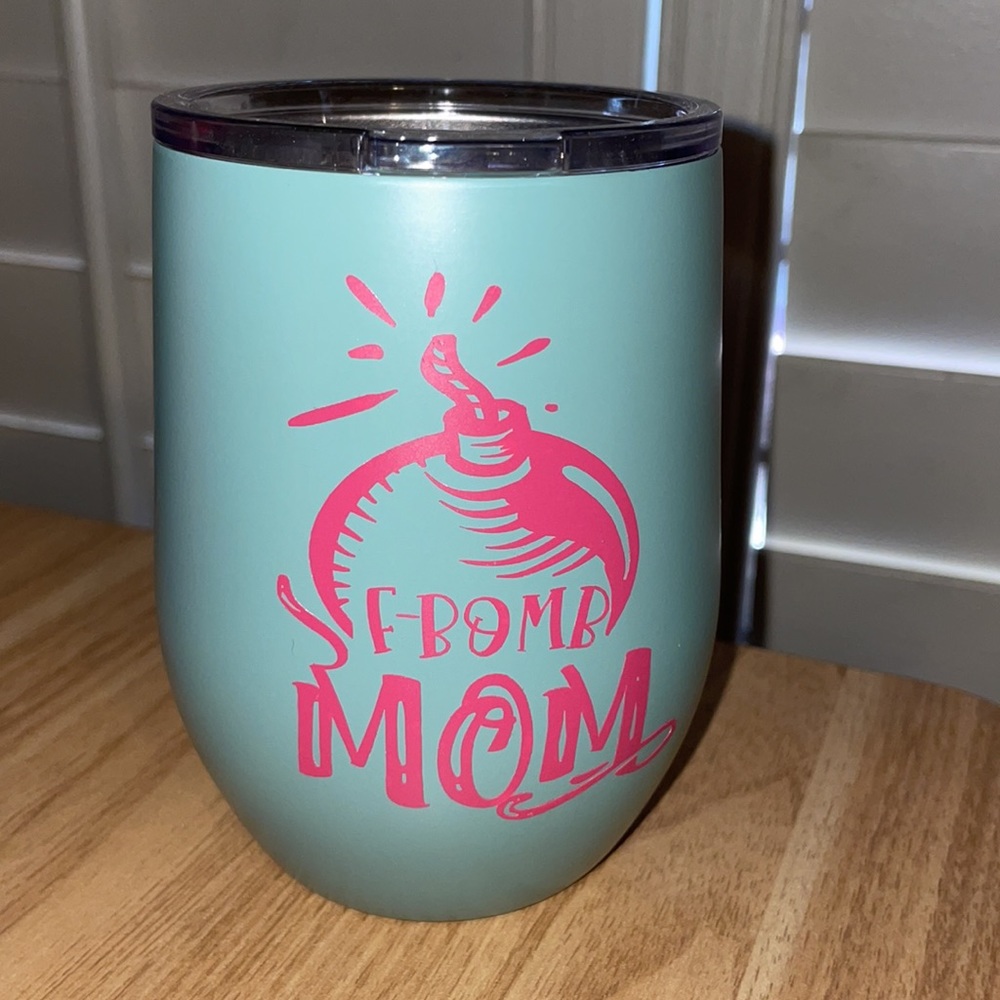F Bomb mom wine tumbler ⭐️